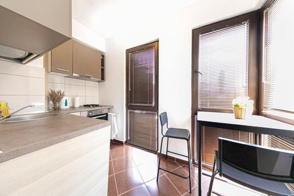 Central Studio Bucur Bucarest Extérieur photo